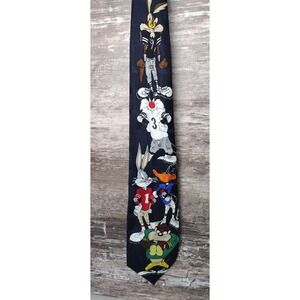 VINTAGE SILK Looney Toons Mania FOOTBALL Neck Tie 1996 TAZ DEVIL WILLIE COYOTE